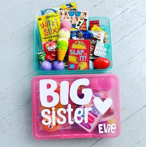 Gifts For New Big Sister, Sibling Gift From New Baby, Big Sister Gift From New Baby, Big Sister Kit, Hospital Clothes, Nesting Party, Big Brother Gift, New Big Brother, Older Sibling