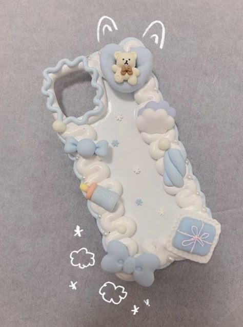 Deco Cream Phone Case, Custom Phone Cases Ideas, Diy Resin Phone Case, Decoden Phone Cases, Decoden Diy, Decoden Case, Diy Phone Case Design, Bear Phone Case, Cute Ipad Cases