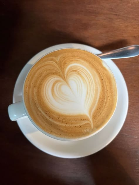 Latte Art Aesthetic, Heart Latte Art, Latte Art Heart, Coffee In An Iv, Curtains Aesthetic, Love Cafe, Coffee Board, Bistro Food, I Need Coffee