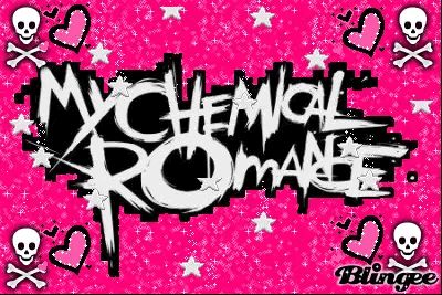 Scene Header Emo, Scene Queen Wallpaper, Hot Pink Emo Aesthetic, Pink Emo Wallpaper Laptop, My Chemical Romance Computer Wallpaper, Draculaura Wallpaper Laptop, 2000s Emo Wallpaper Laptop, Emo Mcbling Aestethic, My Chemical Romance Laptop Wallpaper