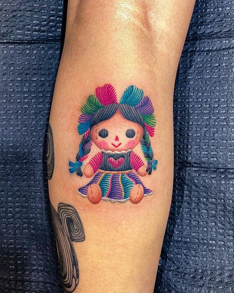 Is The Embroidery Tattoo Good For You? 50+ Ideas to Consider Mexican Patchwork Tattoo, Tattoo Mexico Ideas, Michoacan Tattoo Ideas, Tattoo Bordado Mexicano, Mexican Doll Tattoo, Mexican Tattoos For Women, Mexican Inspired Tattoos For Women, Stitching Tattoo, Mexican Embroidery Tattoo