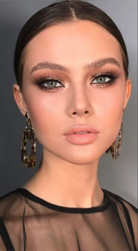 Bronze Makeup Look, Simple Wedding Makeup, Wedding Hairstyles And Makeup, Makeup Looks For Green Eyes, Prom Eye Makeup, Bridal Makeup Natural, Formal Makeup, Bridal Makeup Wedding, Smink Inspiration