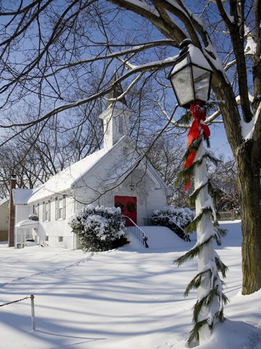 Gathering at the local church with friends and family for the candlelit Christmas Eve service. Old Country Churches, Country Churches, Church Pictures, Christmas Church, Take Me To Church, Beautiful Churches, Country Church, Old Churches, Cathedral Church