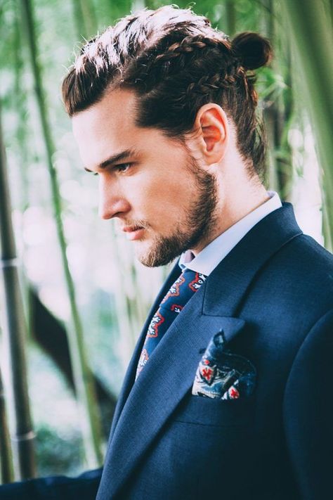 21 Stylish Wedding Hairstyles for Men - Haircuts & Hairstyles 2019 Mens Wedding Hairstyles, Groom Hair Styles, Braids Fashion, Men Braids, Man Bun Hairstyles, Viking Braids, Men's Long Hairstyles, Viking Hair, Hair Styles Men