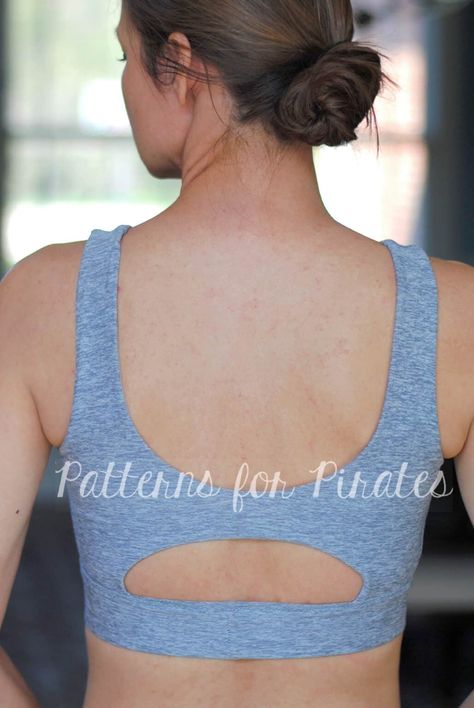 Classic Sports Bra - Easy Hacks - Patterns for Pirates Sports Bra Diy, Sports Bra Sewing Pattern, Crochet Poncho Patterns Easy, Bra Patterns, Sewing Bras, Patterns For Pirates, Bra Sewing Pattern, Sports Bra Pattern, Poncho Patterns