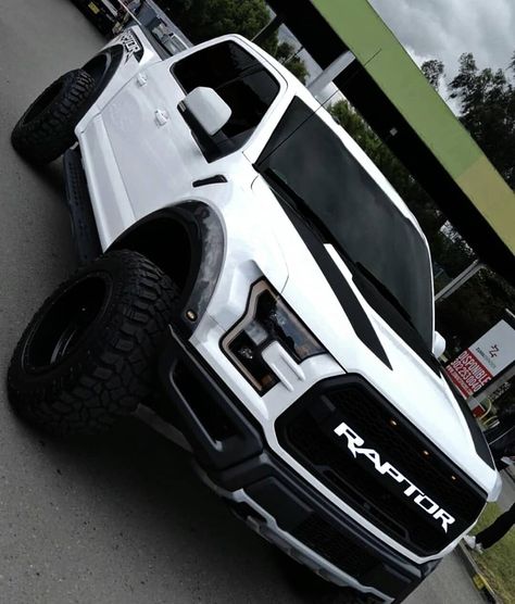 Ford Raptor Lifted, Ford Raptor Truck, Raptor Ford, Raptor Truck, Custom Lifted Trucks, Ford Trucks F150, Trucks Lifted Diesel, Ford 4x4, Lifted Truck