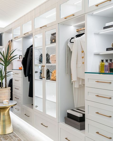 California Closets, Custom Closets, Walk In Closets, Closet Systems Glass Closet, Dressing Room Closet, Walking Closet, White Closet, Dream Closet Design, Walk In Closet Design, Beautiful Closets, Luxury Closets Design, Closet Renovation