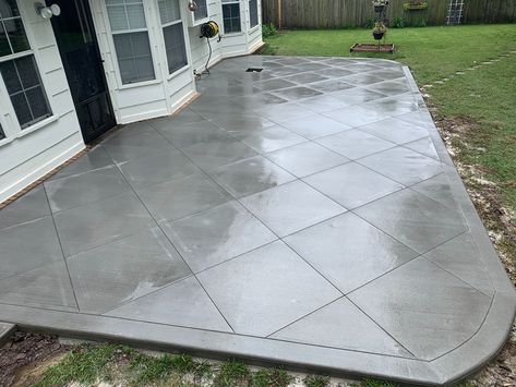 Poured Concrete Patio, Concrete Backyard, Pattern Concrete, Backyard Garage, Cement Patio, Concrete Patio Designs, Patio Pavers Design, Patio Deck Designs, Stamped Concrete Patio