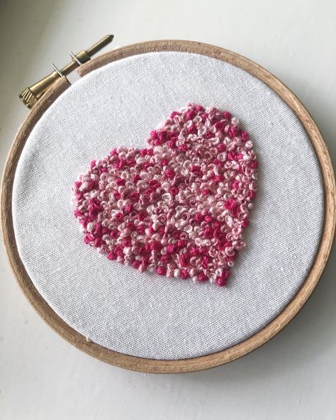 Roses are red, violets are blue and here’s a pink love heart just for you!💕💕 Happy Valentine’s Day to all those with big hearts out there!! . . . . . . . . . . . #galentinesday #handembroidery #frenchknot #HandEmbroideredValentine #HeartCardDesign #PinkValentineCard #EmbroideredLove #ValentinesDayGreetings #HandmadeHeartCard #LovelyEmbroidery #PinkHeartDesign #ValentinesCrafts #DIYValentineCard #EmbroideryArt #HandStitched #EmbroideryDesigns #HandEmbroideryArt #Needlework #EmbroideryLove #... Embroidery Valentine Ideas, Valentine’s Day Embroidery, Valentines Embroidery Patterns, Valentines Day Embroidery, Valentines Embroidery, Pink Love Heart, Instagram Roses, Diy Valentines Cards, Valentine Embroidery