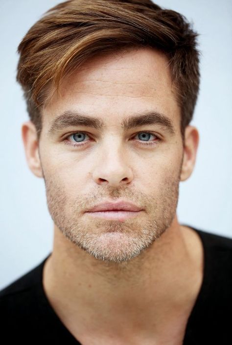 Chris Pine Faceclaim Male, Disconnected Haircut, Curly Men, Guy Haircuts, Haircut Mens, Haircuts Asian, Haircuts 2020, Twists Hairstyles, Hairstyles Drawing