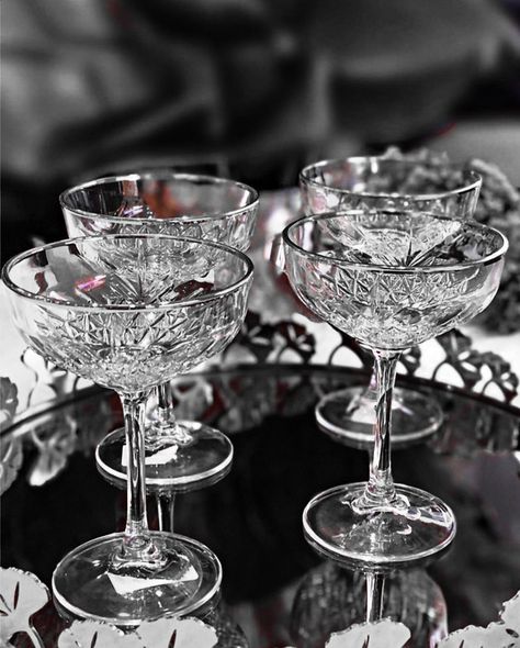 Set of 4 Silver Rimmed Champagne Glasses, Martini Glasses, Champagne Flutes, Champagne Coupe Glasses, Cocktail glass, Wedding Glasses Gold Rimmed Glasses, Vintage Cocktail Glasses, Vintage Champagne Glasses, Champagne Coupe Glasses, Glass Champagne, Christmas Glasses, Glass Of Champagne, Vintage Champagne, Wedding Glasses