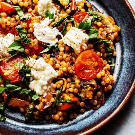 Easy Tomato-Basil Pearled Couscous | Tried and True Recipes Pearled Couscous, Pearl Couscous Recipes, Pearl Couscous, Tried And True Recipes, Couscous Recipes, Tomato Basil, Vegetarian Recipes Dinner, Vegetarian Dinner, Fresh Mozzarella