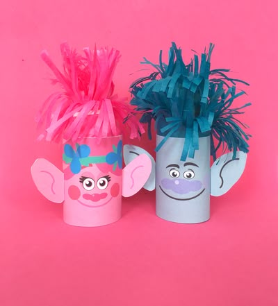 Poppy Craft For Kids, Poppy Craft, Movie Crafts, Trolls Party, Trolls Birthday Party, Toilet Paper Crafts, Troll Party, Toilet Paper Roll Crafts, Paper Roll Crafts