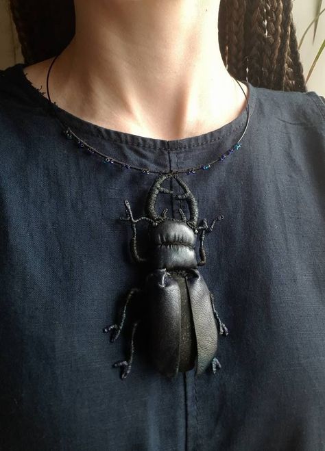 Insect Jewelry Design, Bug Necklace, Sculpture Textile, Beautiful Bugs, Insect Jewelry, Insect Art, Unusual Jewelry, Textile Jewelry, Unique Handmade Jewelry