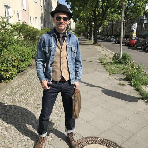 Urban Dandy, Mr. Nico Mantzke, Lee Rider Jeans, Levi's Vintage Jacket Big E, Red Wing Iron Ranger #8111, Longchamp bag, hat by Stetson Red Wing Iron Ranger Outfit Mens Fashion, Red Wing Iron Ranger Outfit, Iron Ranger Outfit, Red Wing Iron Ranger 8111, Iron Ranger 8111, Ranger Outfit, Red Wing Iron Ranger, Dress Man, Iron Ranger