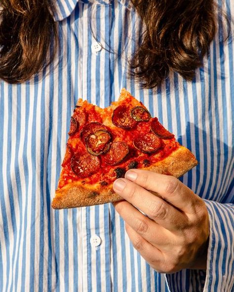 Nicola Parisi on Instagram: "PIE DAY 🍕✨ The hype is for real, @rose.pizzeria is what’s up and they’re the nicest folks too. Photographed for @mommenpop with spritzes galore over a year ago now, what is time 🥂" Pizza Station, Red Pizza, Creative Pizza, Pizza Photo, Pizza Branding, Pizza Company, Pizza Pockets, Food Photoshoot, Pie Day