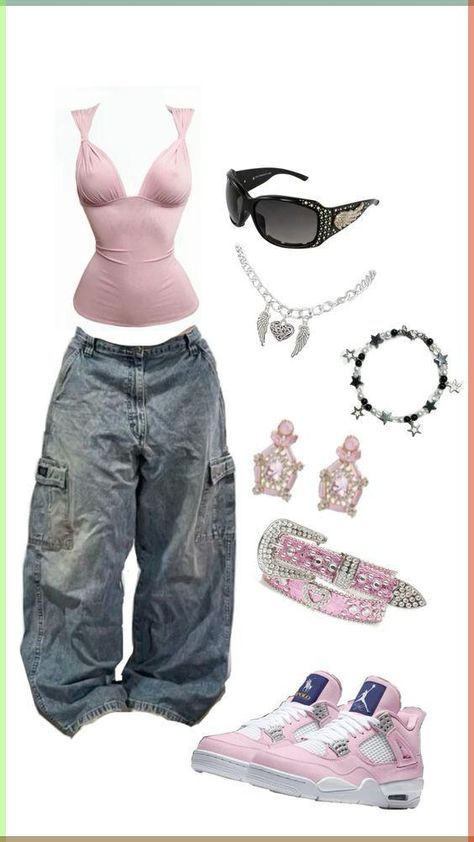 Pink Y2k Outfit Ideas, Trendy Outfits School, 2000 Y2k Outfits, Y2k Style Girl, Pink Streetwear Outfit, 2k Outfits, Pink Jeans Outfit, Fit Accessories, Y2k Outfits Summer