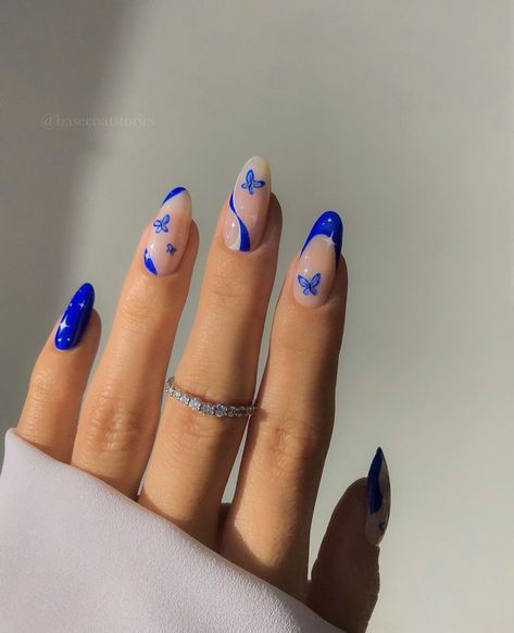 Blue Nail Art Designs, Blue And White Nails, Butterfly Nail Designs, Butterfly Nails, Summer Toe Nails, Vibrant Nails, White Nail, Butterfly Nail, Nail Designs Glitter