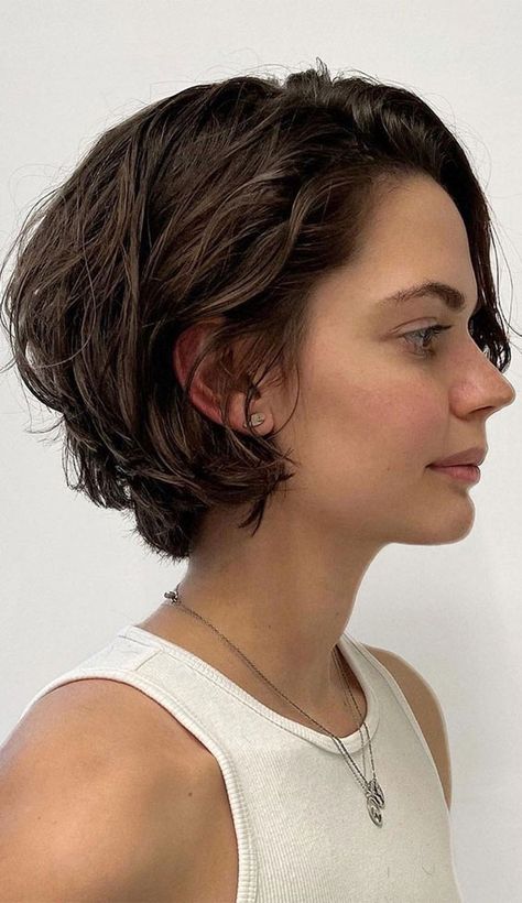 Short Wavy Hairstyles For Women, Short Wavy Haircuts, Layered Bob Haircuts, Wavy Haircuts, Haircuts For Wavy Hair, Short Wavy Hair, Short Bob Haircuts, Short Wavy, Short Hair Haircuts