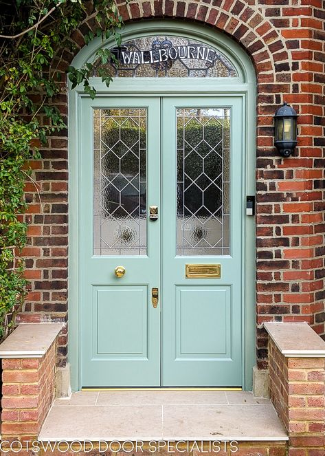 Leaded glass windows