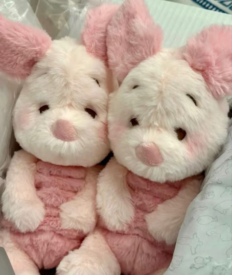 헬로키티 배경화면, Jellycat Stuffed Animals, Cute Squishies, Stuff Animals, Cute Plushies, Pink Girly Things, Cute Stuffed Animals, Cute Little Things, Cute Toys