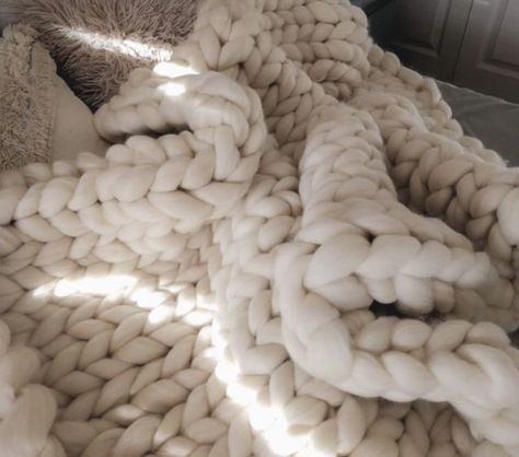 Aesthetic Vanilla Girl, Vanilla Aesthetic, Chunky Knit Throw Blanket, Vanilla Girl Aesthetic, Chunky Knit Throw, Crochet Throw Blanket, Cream Aesthetic, Snow Angel, Chenille Yarn