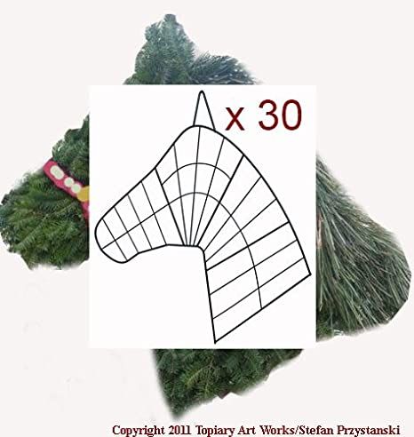 Horse Head Wreath Tutorial, Animal Wreaths, Horse Wreath, Horse Head Wreath, Fresh Christmas Wreath, Horse Wreaths, Living Wreath, Fork In The Road, Burlap Christmas Wreath