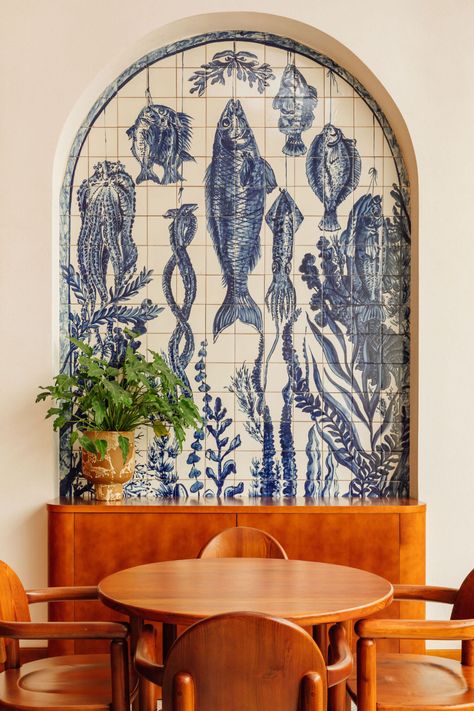 Rosamar: A Seafood Restaurant in Lisbon with Retro Seaside Style - Remodelista Korean House, Seaside Style, Custom Chair, Tile Wall, Painted Paneling, Seafood Restaurant, Interior Design Firms, Interior Design Studio, House Inspo