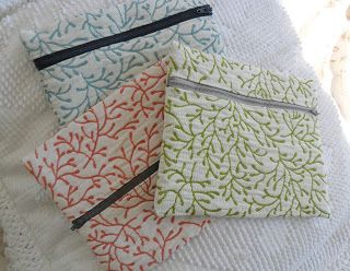 Here are some totes, drawstring bags and zipper pouches I've made recently. Most of these totes will be donated to The Bag Share Project  (t... Upholstery Fabric Projects, Upholstry Fabric, Samples Diy, Upholstery Fabric Samples, Upholstery Nails, Fabric Crafts Diy, Upholstery Tacks, Couch Upholstery, Upholstery Diy