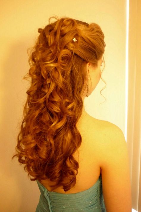 Elegant Curly Hairstyles, Curly Hairstyles For Long Hair, Regency Hair, Dreamy Hair, Historical Hairstyles, Prom Hairstyle, Prom Inspo, Ball Hairstyles, Hairstyle Look