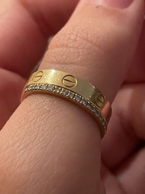 Fake Cartier Ring, Cartier Love Band Stack, Cartier Love Ring Aesthetic, Cartier Ring Aesthetic, Cartier Love Ring Stack, Cartier Ring Stack, Love Ring Cartier, Cartier Aesthetic, Cartier Wedding Band