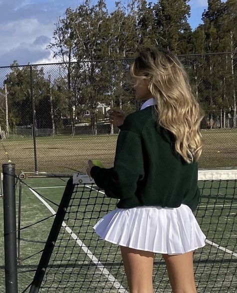 👜 on Twitter: "Tennis skirt… " Mode Harajuku, Tennis Skirt Outfit, Tennis Outfits, Tennis Outfit, Tennis Skirts, Cooler Look, Tennis Clothes, Mode Inspo, Sporty Outfits