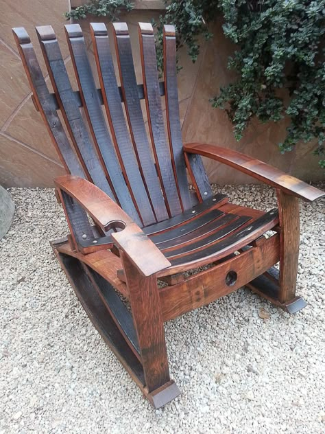 Wine Barrel Rocker with built in wine glass holder! Wine Barrel Chairs, Wine Barrel Crafts, Barrel Crafts, Wine Barrel Decor, Barrels Diy, Wine Barrel Ideas, Rocking Chair Plans, Whiskey Barrel Furniture, Barrel Chairs