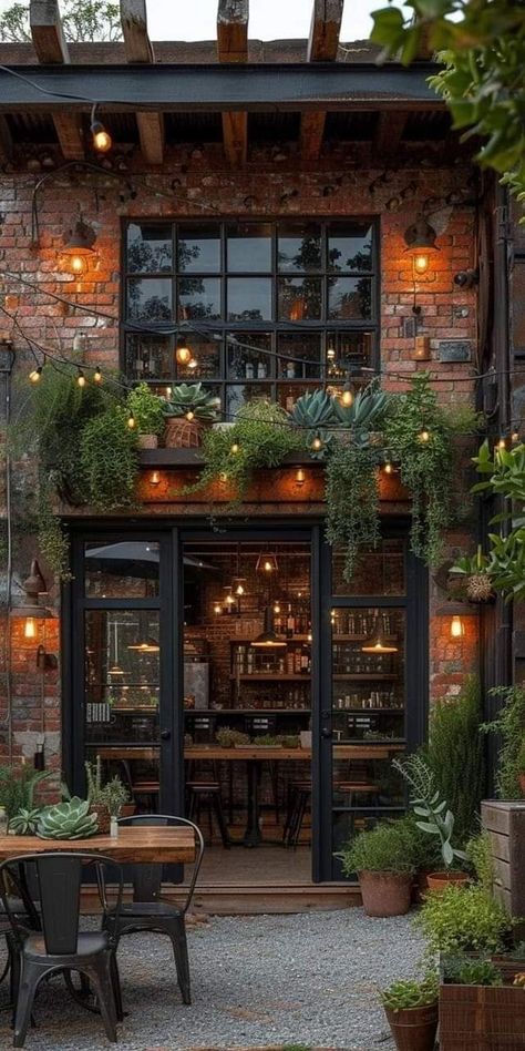 Cute Cafe Exterior, Industrial Exterior Design, Cafe Patio, Cafe Exterior, Outdoor Living Decor, Casa Vintage, Outdoor Cafe, Patio Decorating, Outdoor Patio Decor