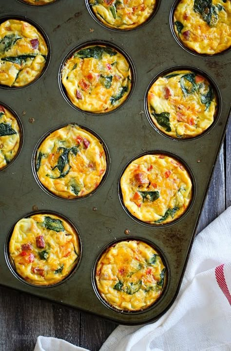 Petite Crust-less Quiche.  Perfect for brunch! #HealthyEating #CleanEating  #ShermanFinancialGroup Quiche Muffins, Breakfast Quiche, Quiche Recipe, Crustless Quiche, Skinnytaste Recipes, Skinny Taste Recipes, Muffin Tins, Food Tasting, Quiche Recipes