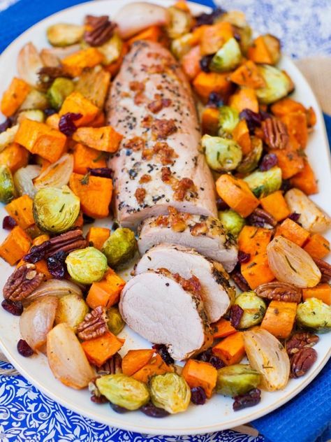 Oven Roasted Pork Tenderloin, Green Vegetable Recipes, Balsamic Vegetables, Veggie Medley, Roasted Vegetable Medley, Oven Roasted Sweet Potatoes, Vegetable Medley, Roasted Vegetable Recipes, Marinated Pork