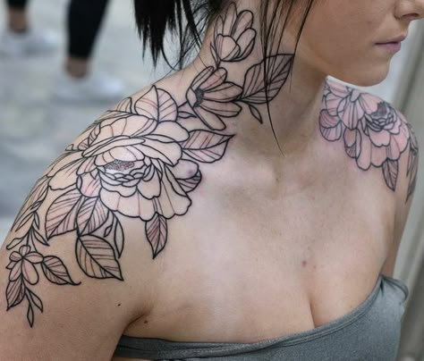 Chest Neck Tattoo, Flower Neck Tattoo, Floral Tattoo Shoulder, Throat Tattoo, Back Piece Tattoo, Neck Tattoos Women, Blackwork Tattoos, Chest Piece Tattoos, Chest Tattoos For Women