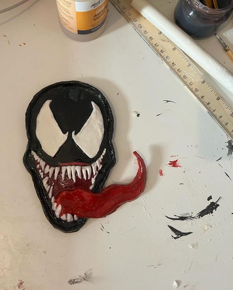 Trust the process 😮‍💨 #crafts #trinket #goodvibes #clay #venom #instagood #instagram Spiderman Clay Art, Marvel Clay Ideas, Marvel Diy, Ceramic Things, Felt Keychain, Sculpture Art Clay, Clay Inspo, Clay Stuff, Beads Bracelet Design