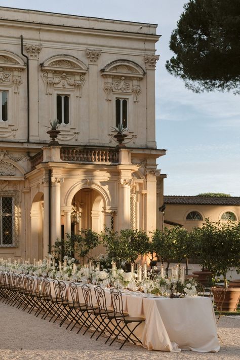 A Timeless Italian Wedding in Rome - The Lane Wedding Venue Italy Aesthetic, Tuscan Ceremony Wedding, Big Italian Wedding, Tuscan Italian Wedding Theme, Italian Indoor Wedding, Estate Wedding Reception, Luxury Italian Wedding, French Courtyard Wedding, Italian Wedding Aisle