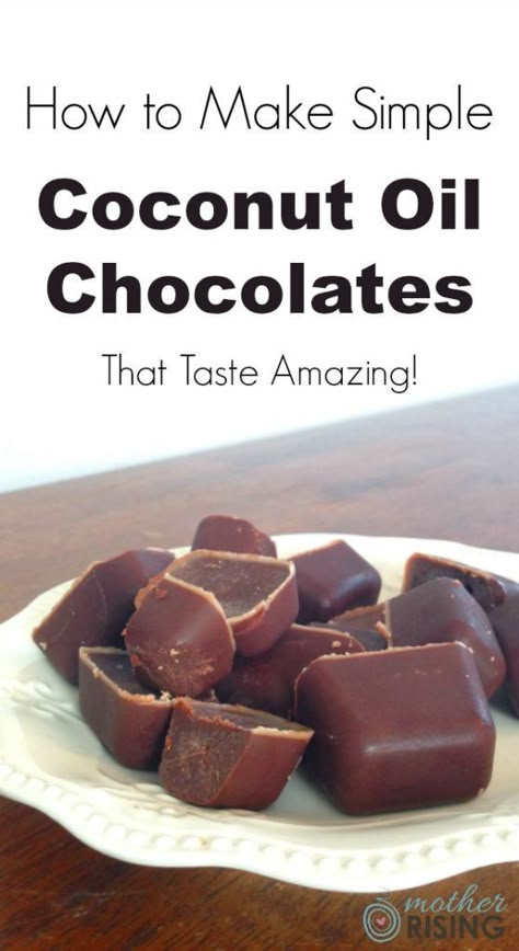 Here's how to make easy coconut oil chocolates that taste amazing and are good for you too! Only six ingredients and dairy free, gluten free & grain free! Maple syrup and stevia. Coconut Oil Chocolate, Dairy Free Keto, Coconut Oil Recipes, Low Carb Snack, Desserts Vegan, Dairy Free Gluten Free, Gluten Free Grains, Gf Desserts, Paleo Desserts