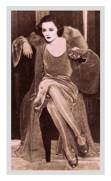 Tallulah Bankhead Tallulah Bankhead, Theatre London, Louise Brooks, Historic Photos, Silent Movie, Old Fashion, Vintage Portraits, Silent Film, 1920s Fashion