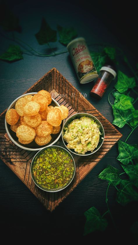 Anyone Up For Some Pani Puri!! This is a simple odia style panipuri. No sweet red chutney or yellow peas curry just some potato fillings and spicy tangy water makes it perfect to devour in. We call it as "Gupchup". . . . What do you call it ?? . . . . #panipuri #panipurilovers #panipurirecipe #panipurilove #panipuritime #gupchup #gupchup_lovers #odiafood #odiafoodblogger #odiafoodie #odiafoodtrails #odiastreetfood #odiyastyle #streetfood #streetstylefood #streetfoodindia #streetfoodlover Gupchup Pani Puri, Panipuri Photography, Pani Puri Photography, Pani Puri Video, Masala Potatoes, Gol Gappe, Food Truck Interior, Red Chutney, Pani Puri Recipe