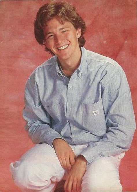 Andrew McCarthy.  So 80s!! Blane Mcdonough, Mannequin Movie, 80s Posters, Estelle Getty, 80s Boys, 80s Actors, Andrew Mccarthy, Brat Pack, 80s Celebrities