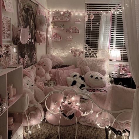 NEEDED.. Pink Decorations, Kawaii Room Ideas, Hello Kitty Room Decor, Hello Kitty Bedroom, Kawaii Bedroom, Dream Bedroom Inspiration, Hello Kitty Rooms, Pink Room Decor, Cute Bedroom Ideas