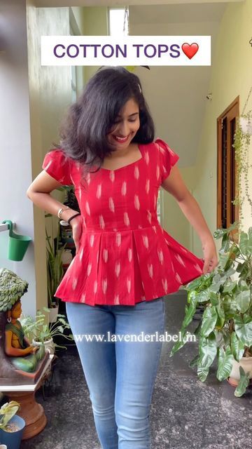 Short Kurthi Models Latest, Kurtha Tops And Jeans, Short Tops Stitching Ideas, Stiched Tops Design, Short Jeans Kurti Design, Short Top Stitching Ideas, Cotton Short Tops Designs For Jeans, Short Kurti Stitching Ideas, Printed Cotton Tops For Jeans