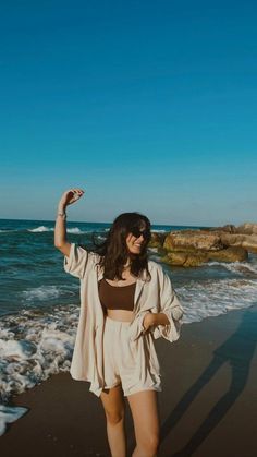 Ootd For Beach Style, Summer Outfits 2023 Beach, Casual Beach Pictures, Palawan Outfit Ideas, Ootd Bali Beach, Pondicherry Outfits, Island Hopping Outfit, Bali Outfit Ideas Summer, Beach Ootd Summer Outfits