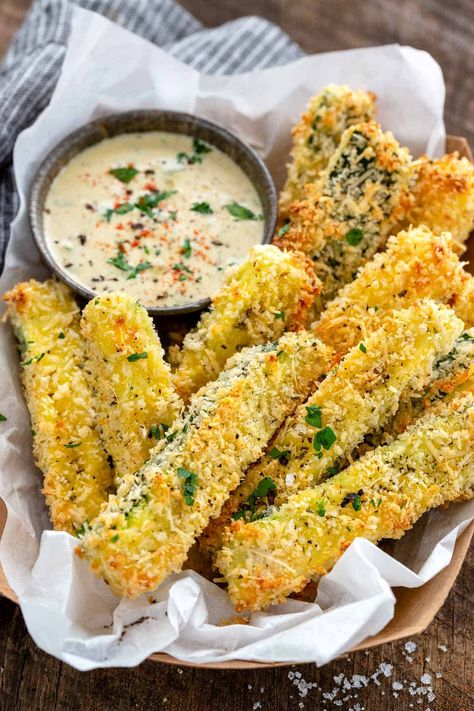 Fried Zucchini Sticks, Zucchini Fries Baked, Zucchini Pommes, Parmesan Zucchini Chips, Baked Zucchini Fries, Zucchini Sticks, Deep Fried Appetizers, Honey Mustard Dipping Sauce, Homemade Honey Mustard