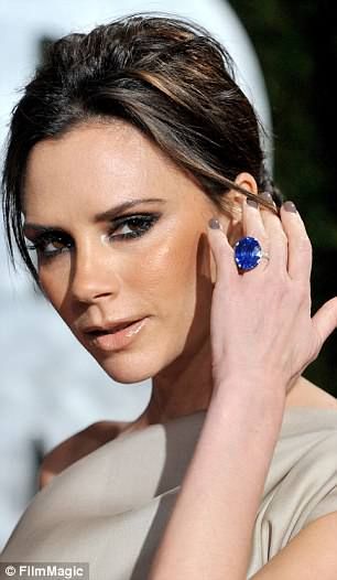 Victoria Beckham Engagement Ring, David Beckham Wife, Famous Engagement Rings, Fine Engagement Rings, Engagement Celebration, Celebrity Engagement Rings, Classic Engagement Rings, Perfect Skin, David Beckham