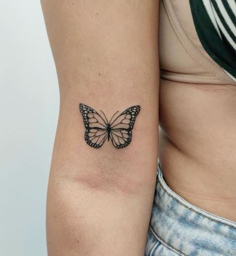 Black Woman Butterfly Tattoo, Monarch Butterfly Arm Tattoo, Medium Butterfly Tattoo, Butterfly Bicep Tattoo Women, Mini Butterfly Tattoo Simple, Different Butterfly Tattoo Designs, Butterfly Tattoo On Bicep, Tattoo On Forearm For Women, Bicep Butterfly Tattoo