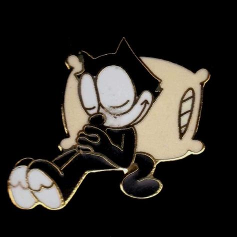 Felix The Cat Tattoo, Felix Cat, Badass Drawings, Old Cartoon Characters, Felix The Cat, White Cartoon, Black And White Cartoon, Felix The Cats, Arte Cyberpunk